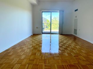 2506 Rutherford Rd #501, Vaughan, ON L4K5N4
