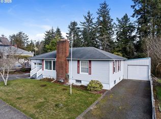 1534 7th St, Astoria, OR 97103