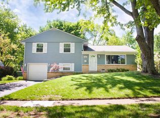 1049 Bernard Rd, Columbus, OH 43221