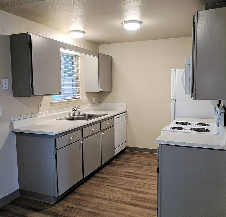 1st image of 17506 8th Avenue Ct E #17506