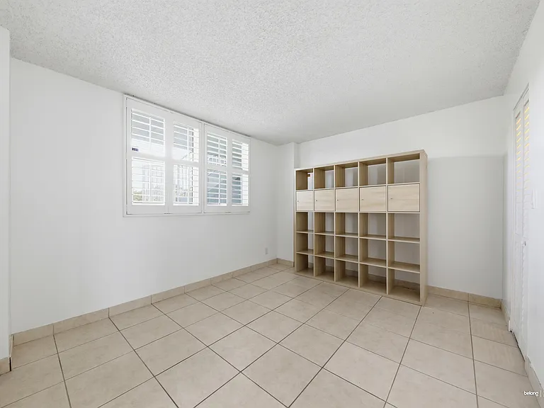 121 Royal Park Dr #3A — Photo 8