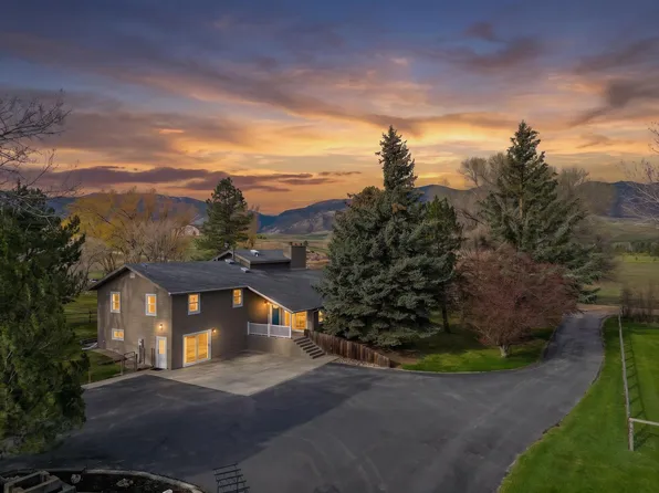 1048 Big Goose Rd, Sheridan, WY 82801