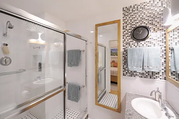 Sold by CORE | media 18