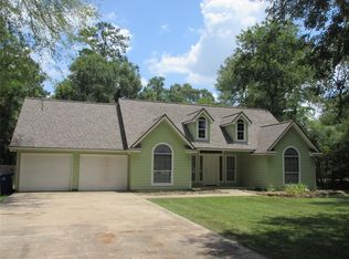 31906 Oak Xing, Magnolia, TX 77355