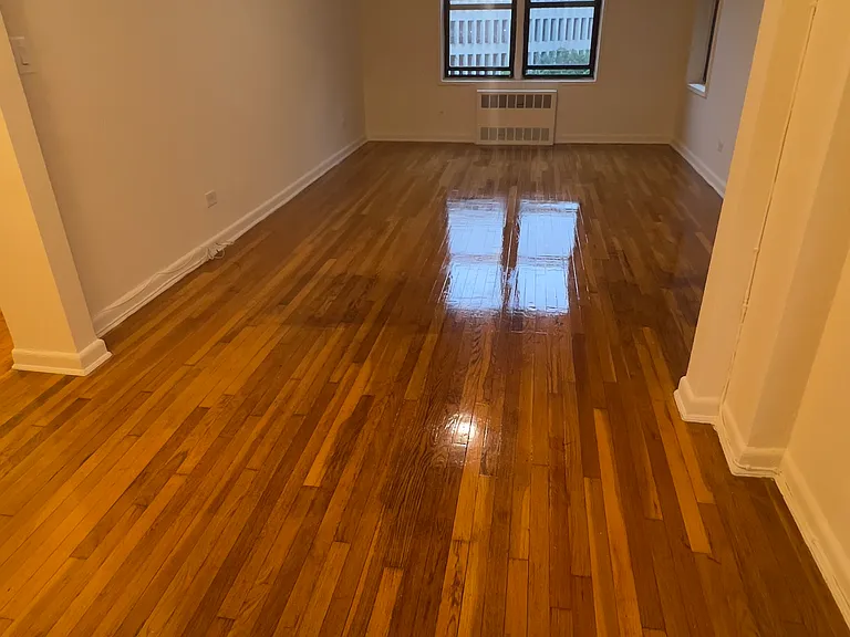8920 55th Ave #4J — Photo 3