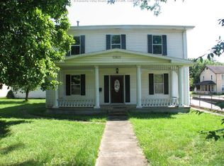 301 Beech St, Clendenin, WV 25045