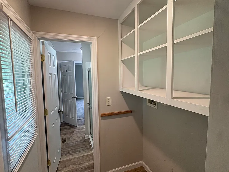 314 Scenic Ct — Photo 12