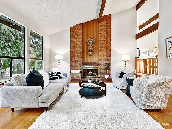 5th image of 14727 SE 145th Place