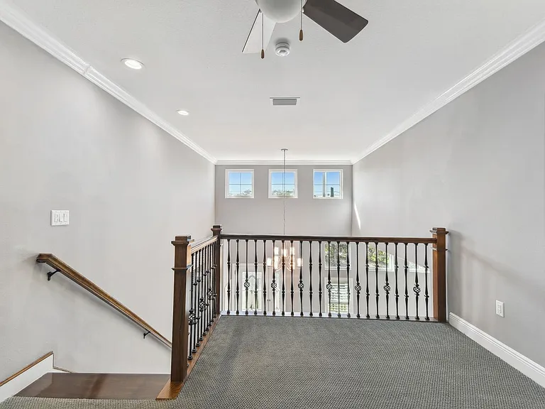 21000 Isola Bella Cir — Photo 11