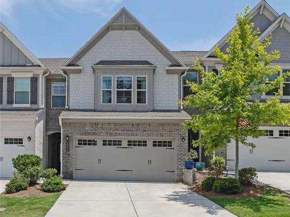 1969 Lanier Harbor Point, Buford, GA 30518