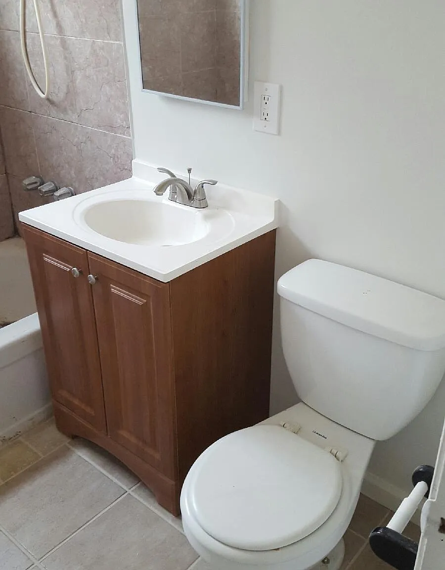 2 bed, 650 sqft, $1,295 — Photo 2