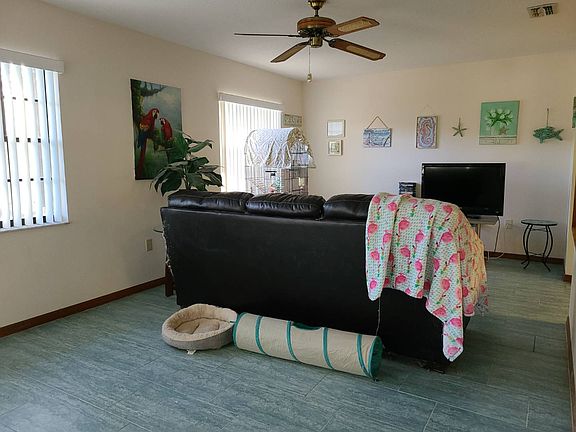 4th image of 505 Underwood Ave