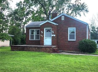 565 N Lake Shore Dr, Decatur, IL 62521