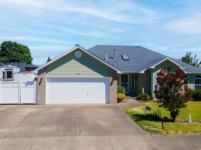 3247 20th Ave SE, Albany, OR, 97322
