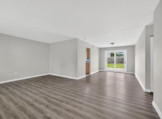 85 Ember Ln, Willingboro, NJ 08046