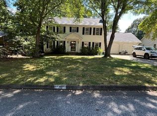 8 Pebble Stone Ln, Taylors, SC 29687