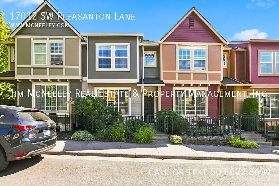 17012 Pleasanton Ln