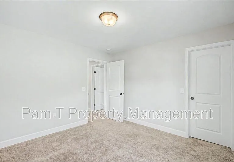 203 Alyssa Ave — Photo 36