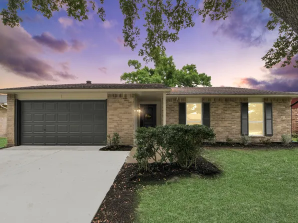 14511 Dartwood Dr, Houston, TX 77049