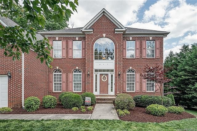 1st image of 817 Elrond Dr NW
