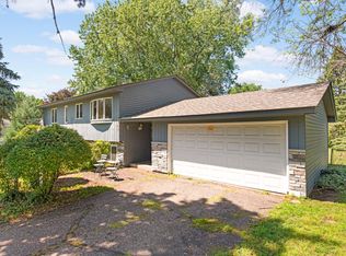 3991 Beryl Rd, Eagan, MN 55122