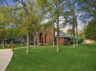 317 Colorado Dr, Cedar Creek, TX 78612