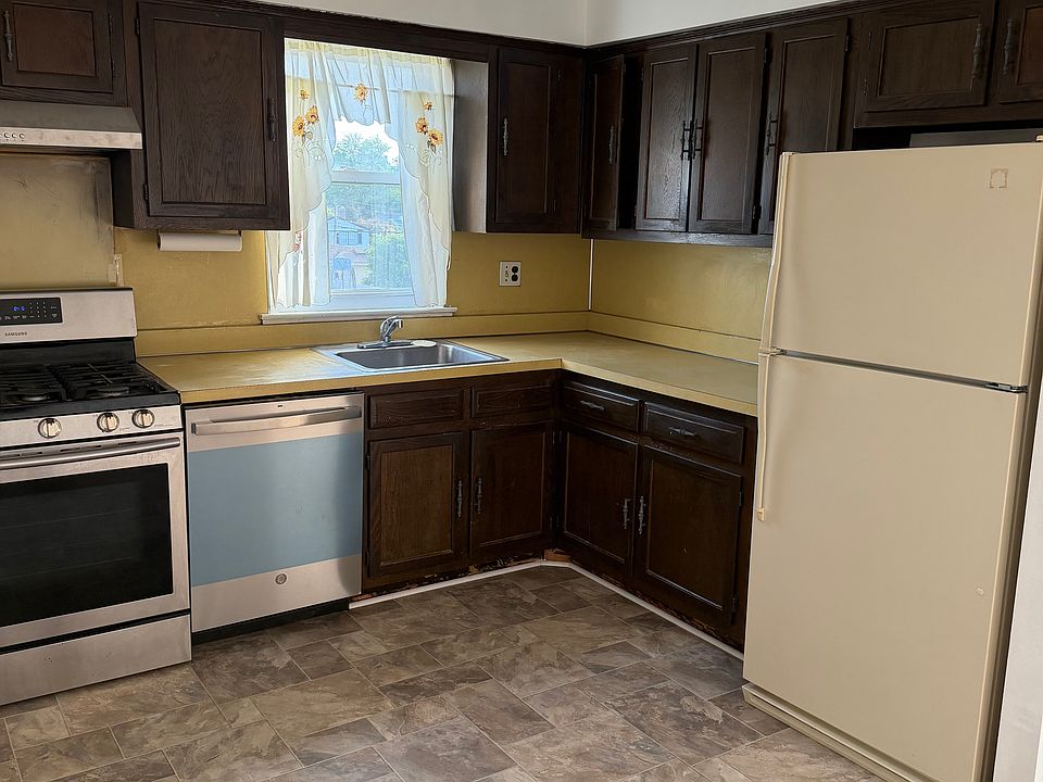 1st image of 8901 Alton St Floor 1