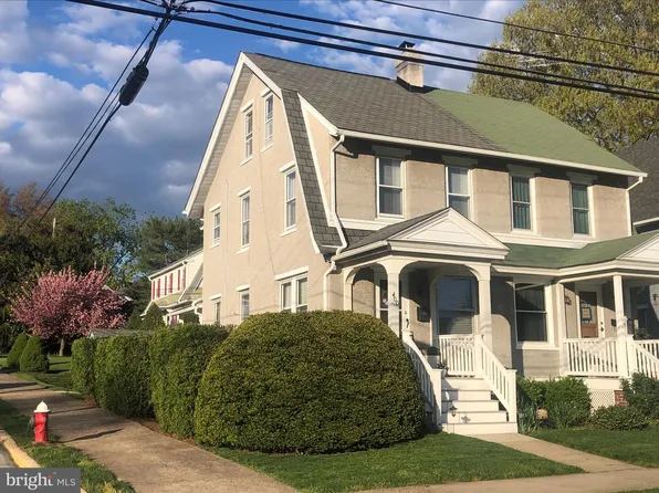 400 S 3rd Ave, Royersford, PA 19468