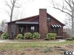 3440 Playmore Beach Rd, Lenoir, NC 28645