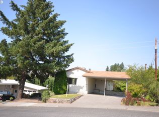 913 W 23rd St, The Dalles, OR