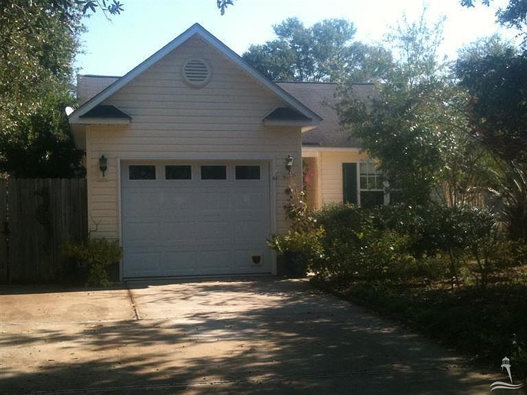 1st image of 168 NW 10th St