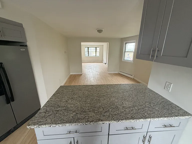 164 Beach St — Photo 3