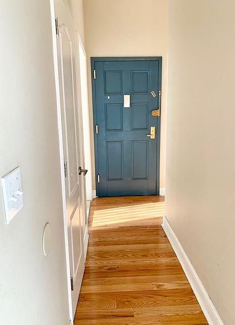 Apt. 5H Hallway to Bedrooms