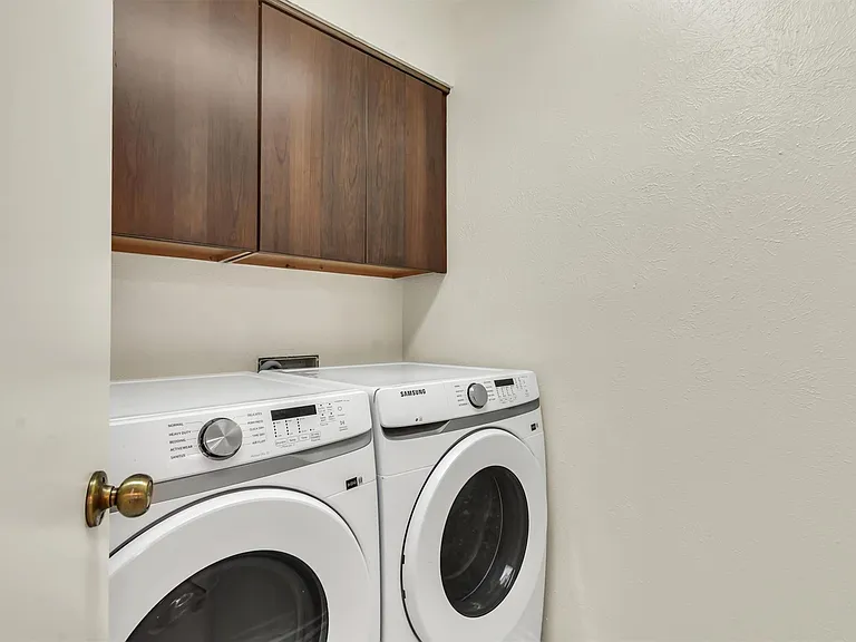 5703 W Gate Blvd #B — Photo 18