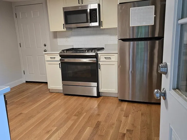 57 Hemman St #B — Photo 3