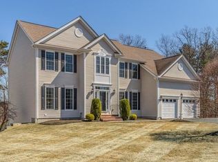 12 Sparrow Ln, Danvers, MA 01923