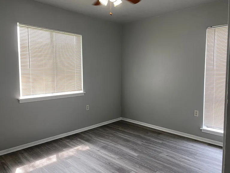 12421 Trailing Oaks St — Photo 14