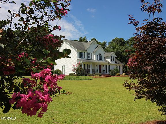 2nd image of 675 Gatewood Drive
