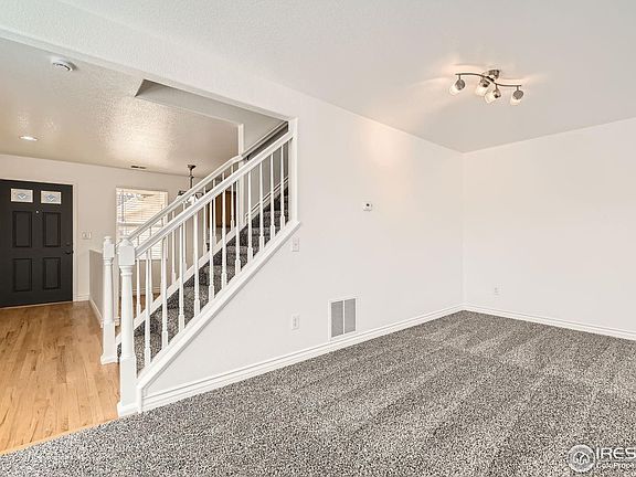 5th image of 400 Smith Cir