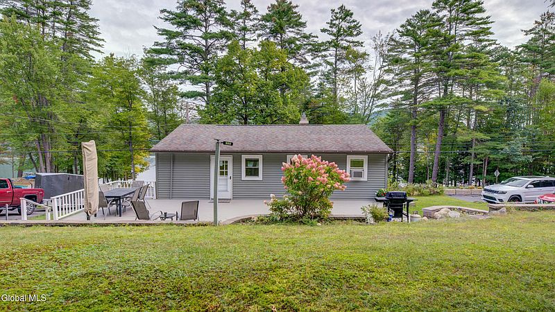 5th image of 2716 S Shore Road