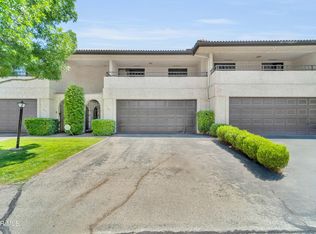 204 Hawk Ln, Palmdale, CA 93551