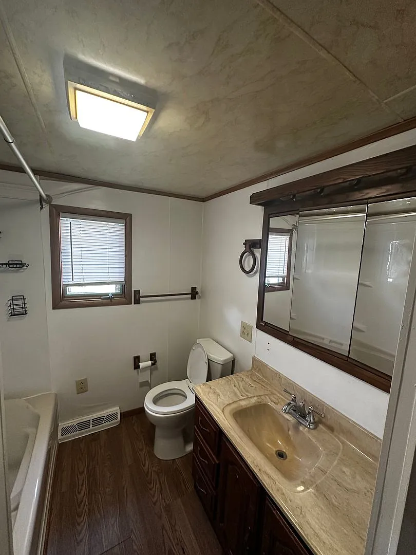 Single Family House for Lease Edinburg- Available Now! — Photo 4