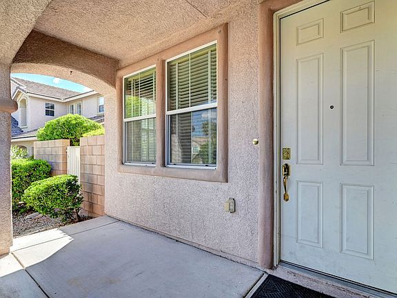 5th image of 10425 Smokemont Ct