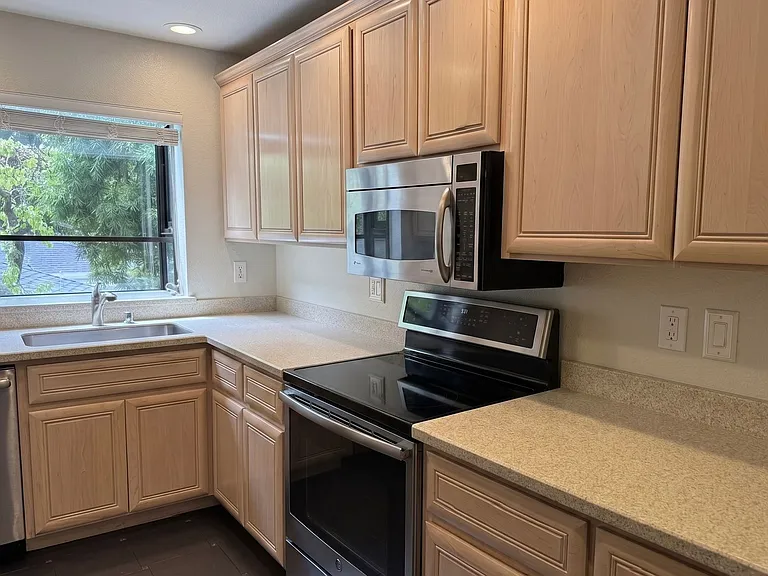 2600 Oak Rd #294 — Photo 11