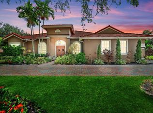 6100 SW 20th St, Plantation, FL 33317