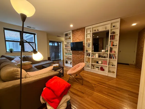 79 Gainsborough St Unit 307, Boston, MA 02115