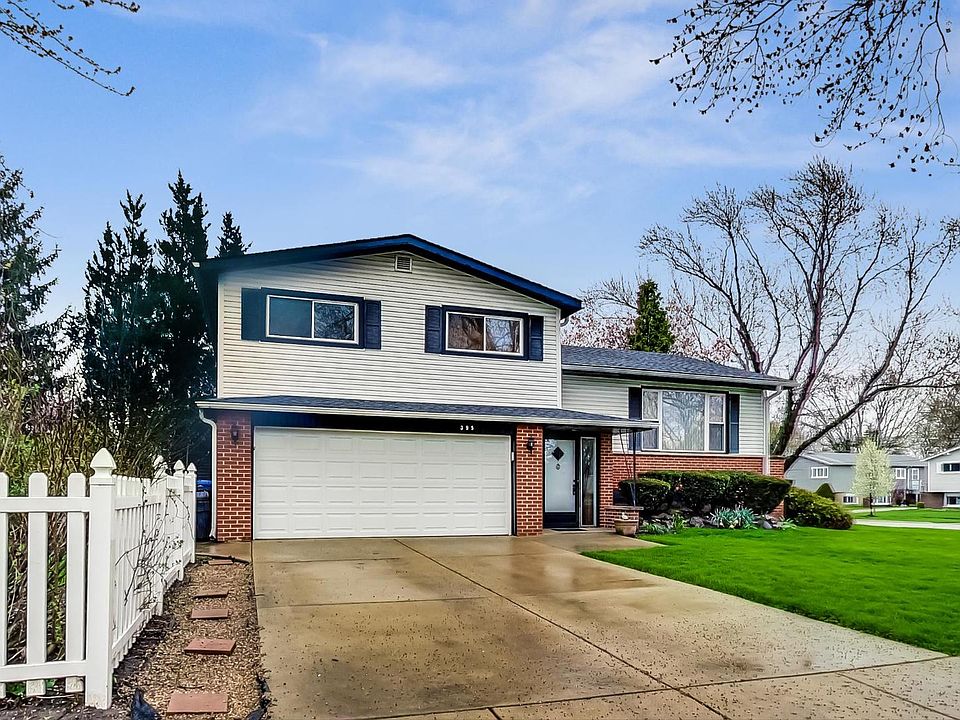 1st image of 395 Lawn Ln