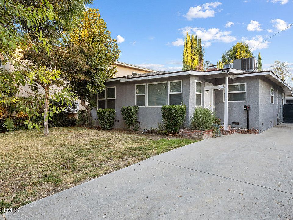 1st image of 21320 Costanso St