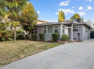 21320 Costanso St, Woodland Hills, CA 91364