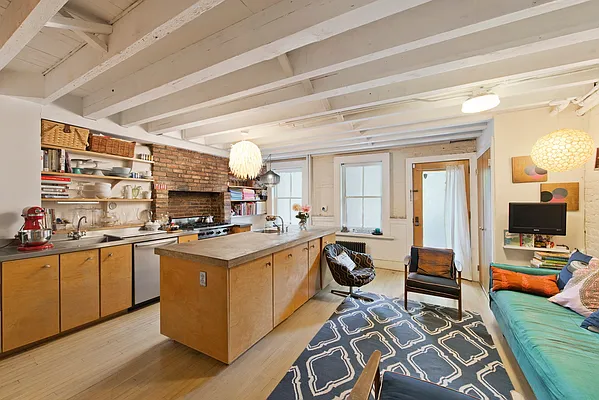 Rented by Compass | media 4